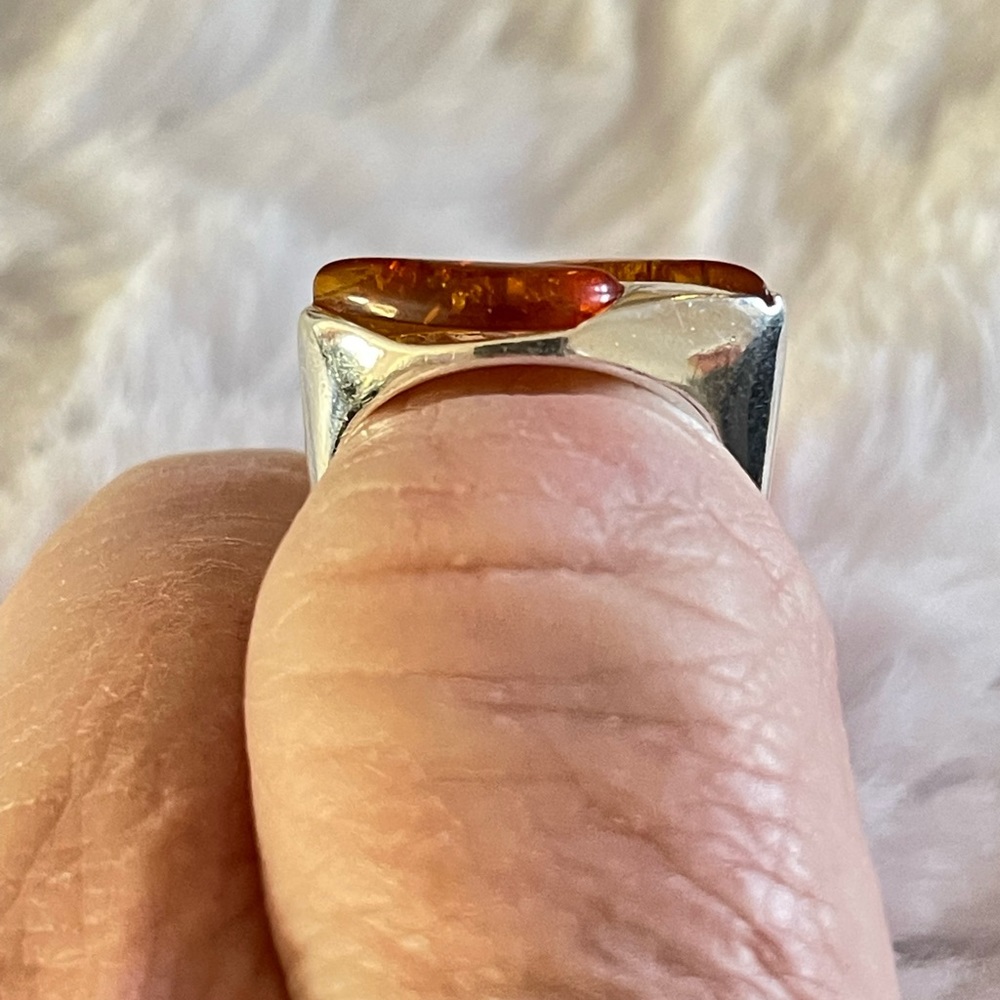 Unique bypass amber ring, sterling silver, size 8 - Picture 5 of 13